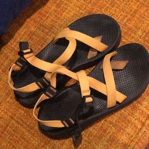 Men’s chaco sz 11